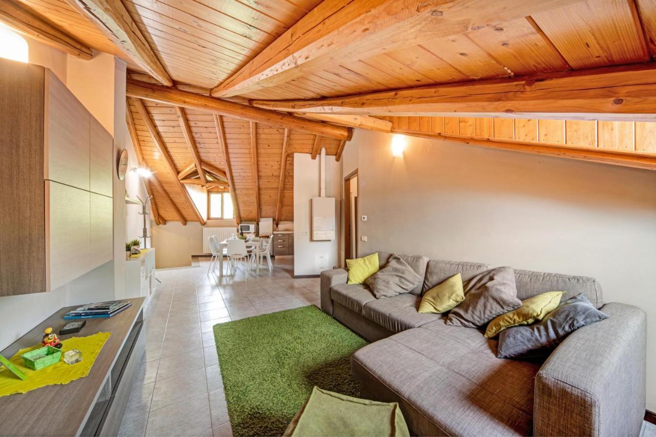 Mansarda Fra Monte E Lago Apartment Esino Lario ภายนอก รูปภาพ