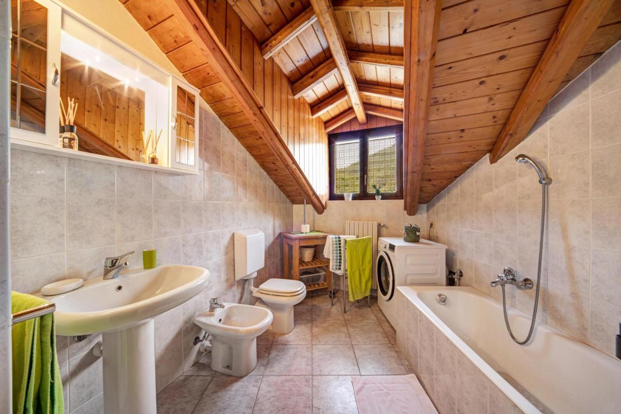Mansarda Fra Monte E Lago Apartment Esino Lario ภายนอก รูปภาพ