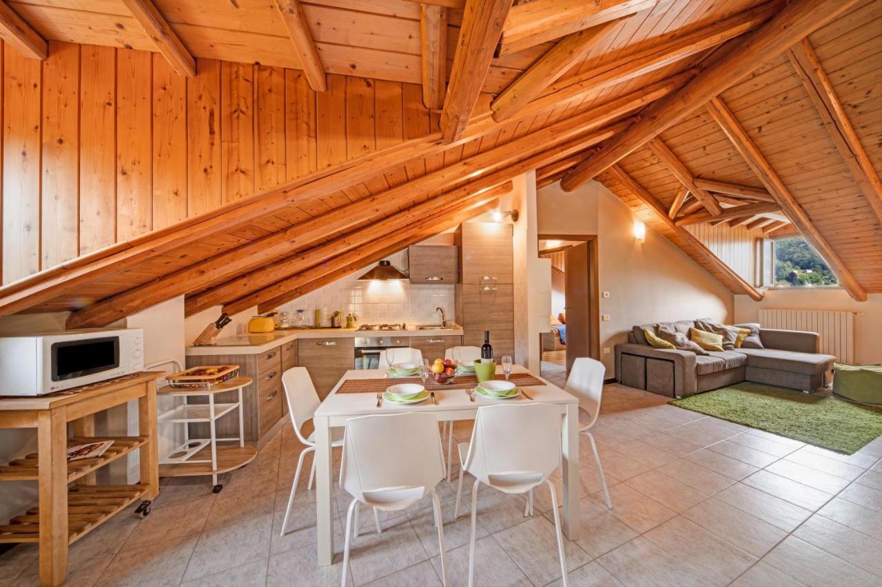 Mansarda Fra Monte E Lago Apartment Esino Lario ภายนอก รูปภาพ